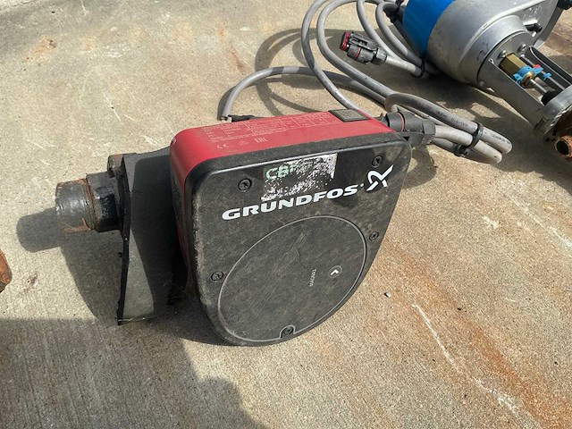 Grundfos circulatie pompen (3x) o.a. magnat 32-100 180 - afbeelding 4 van  7
