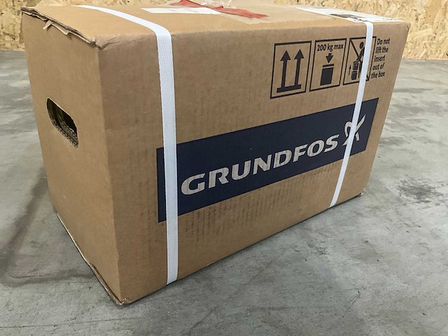 Grundfos cm1-2 a-r-i-e-aqqe centrifugaalpomp 400y 50 hz - afbeelding 4 van  5