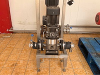 Grundfos crn1s-6 / mg100lc2 verticale meertrapspomp (2x) - afbeelding 2 van  6