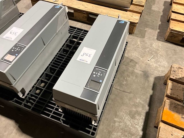 Grundfos cue202 frequentieregelaar - afbeelding 2 van  4
