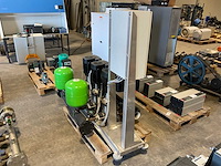 Grundfos hydro mpc-e 3 crie 10-4 dn65 oml spec drukverhogingsinstallatie - afbeelding 3 van  5