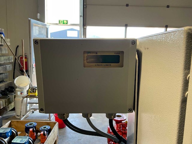 Grundfos hydro mpc-e 3 crie 10-6 dn65 spec drukverhogingsinstallatie - afbeelding 5 van  6