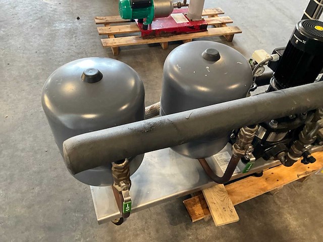 Grundfos hydro standaar 3cr 10-3 drukverhogingsinstallatie - afbeelding 3 van  9