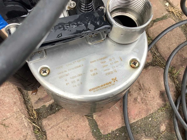 Grundfos kp105 waterpomp - afbeelding 4 van  4