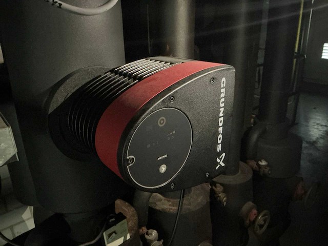 Grundfos magni 1 - 65-120 grundfos verwarming pomp - afbeelding 1 van  6