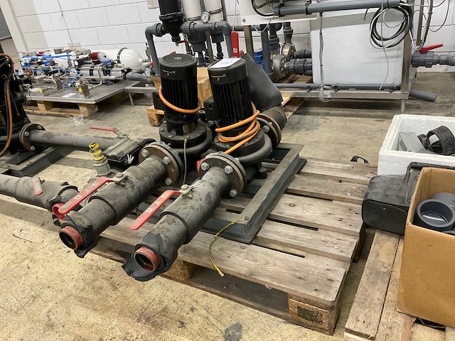 Grundfos mg80a4-19ft-100c centrifugaalpomp op skid (2x) - afbeelding 7 van  7