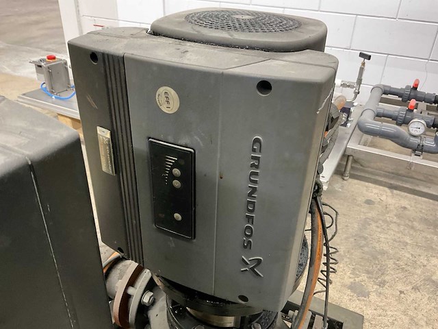 Grundfos mge132sd2-ff265-d1 centrifugaalpomp op skid (2x) - afbeelding 2 van  8