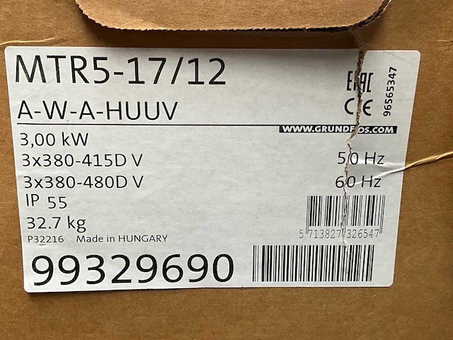 Grundfos mtr5-17/12 a-w-a-huuv verticale meertraps centrifugaal en schroefpomp (2x) - afbeelding 2 van  3