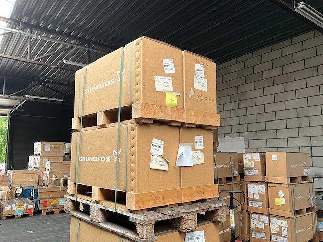 Grundfos mts20-40 r38 dq-t schroefspindelpomp (4x) - afbeelding 1 van  2