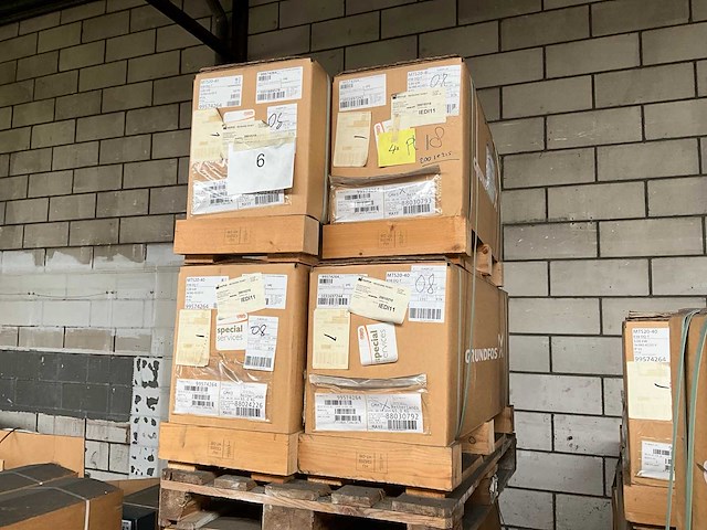 Grundfos mts20-40 r38 dq-t schroefspindelpomp (4x) - afbeelding 2 van  3