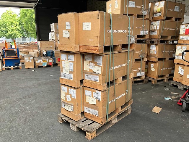 Grundfos mts20-40 r38 dq-t schroefspindelpomp (6x) - afbeelding 2 van  3