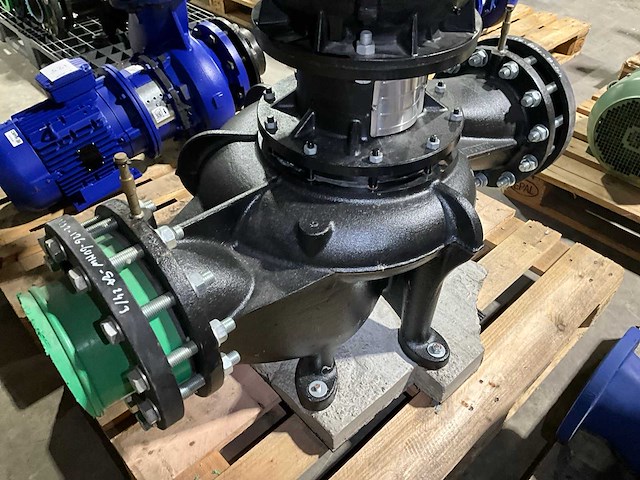 Grundfos tp 200-200/4 centrifugaalpomp - afbeelding 4 van  7