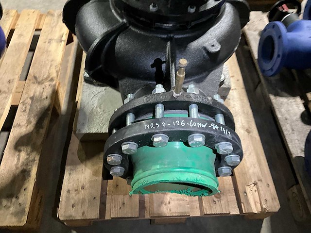 Grundfos tp 200-200/4 centrifugaalpomp - afbeelding 5 van  7