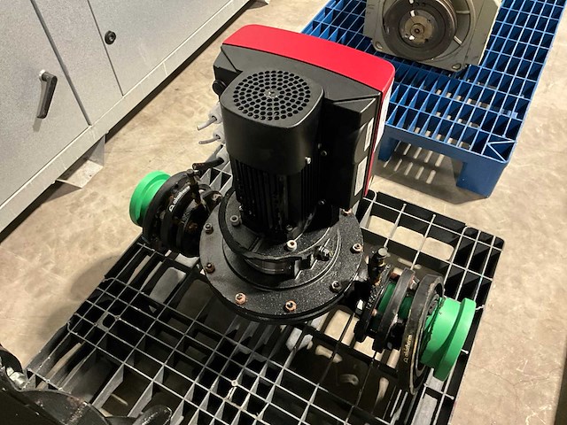 Grundfos tpe 50- centrifugaalpomp - afbeelding 2 van  6