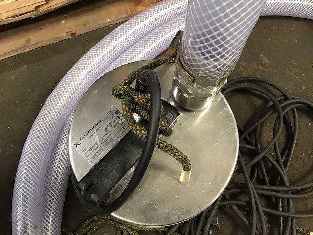 Grundfos unilift ap ap12.40.04.1 vuilwaterpomp - afbeelding 4 van  5