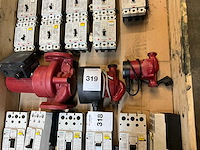 Grundfos waterpomp (3x) - afbeelding 1 van  4