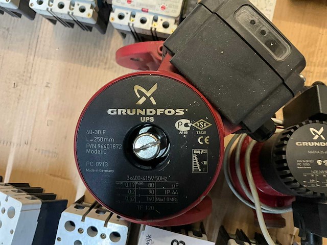 Grundfos waterpomp (3x) - afbeelding 4 van  4