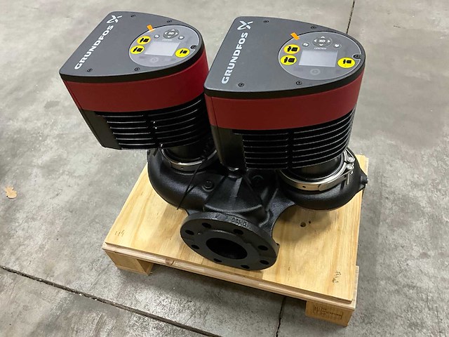 Grundfoss magna 3 d circulatiepomp 80-80 flens 360mm pn10 230v - afbeelding 4 van  8