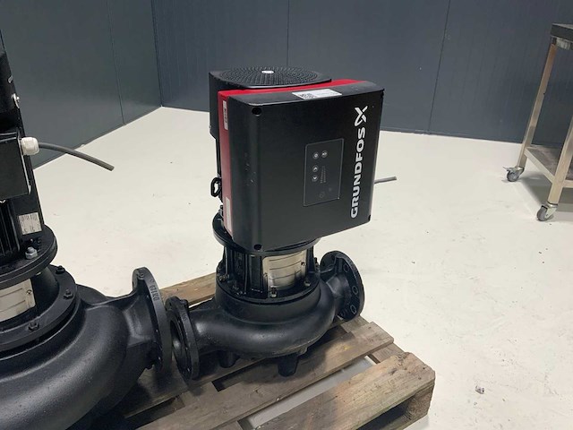 Grundfoss tpe 100-170/4 a-f-a-bqqe-lwa waterpomp - afbeelding 5 van  6
