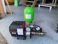 Grundfoss x cmbe 3-30 i-u-c-c-n-a hydrofoorpomp - afbeelding 1 van  5