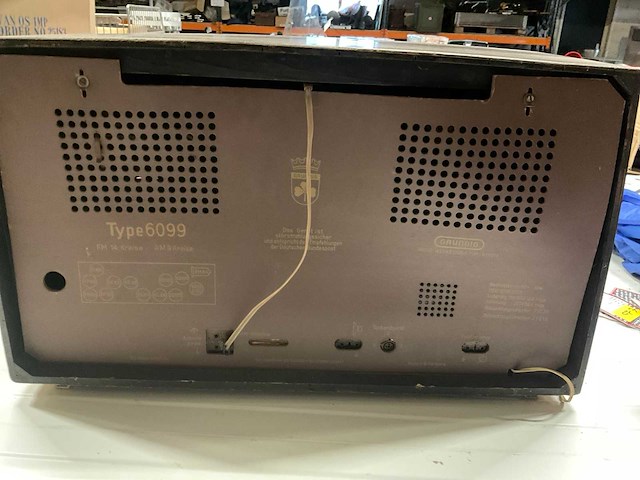 Grundig 6099 antieke radio - afbeelding 5 van  8