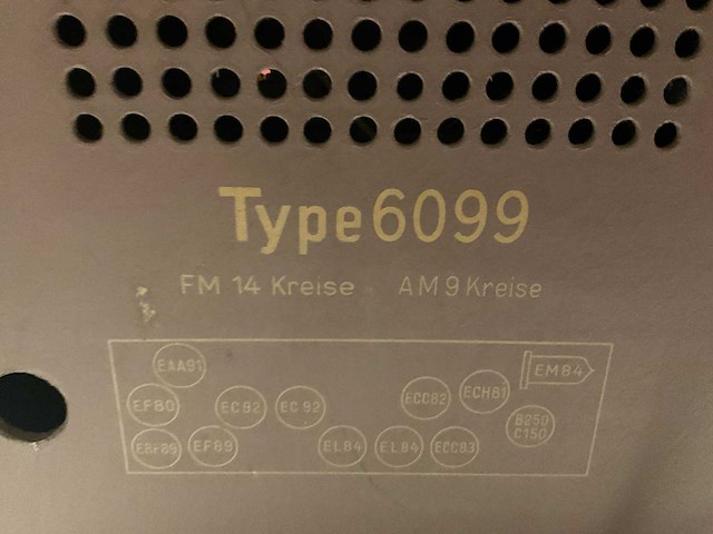 Grundig 6099 antieke radio - afbeelding 6 van  8