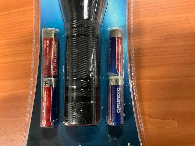 Grundig led partij zaklamp - afbeelding 2 van  10