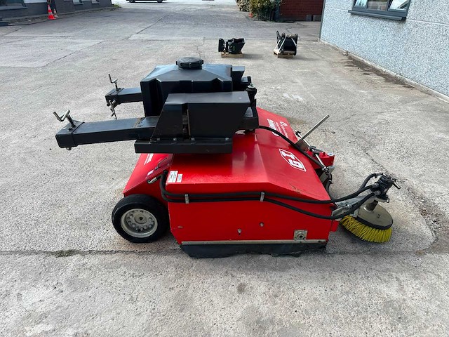 Grunig - 2021 - gse1500 - straatveegmachine - afbeelding 13 van  16