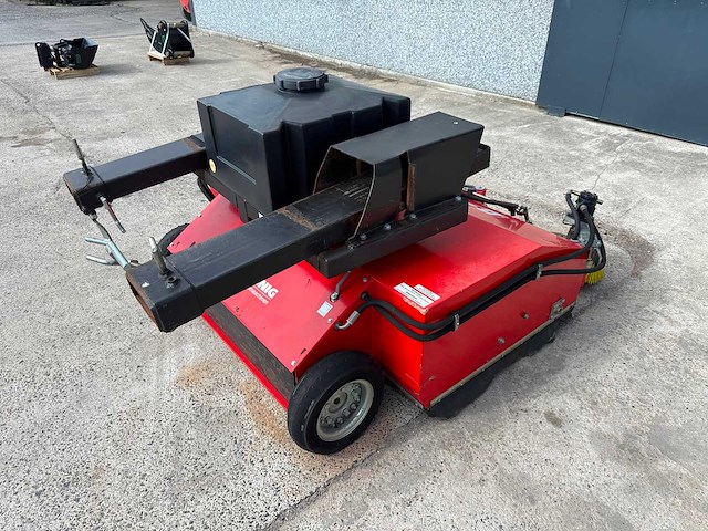 Grunig - 2021 - gse1500 - straatveegmachine - afbeelding 14 van  16