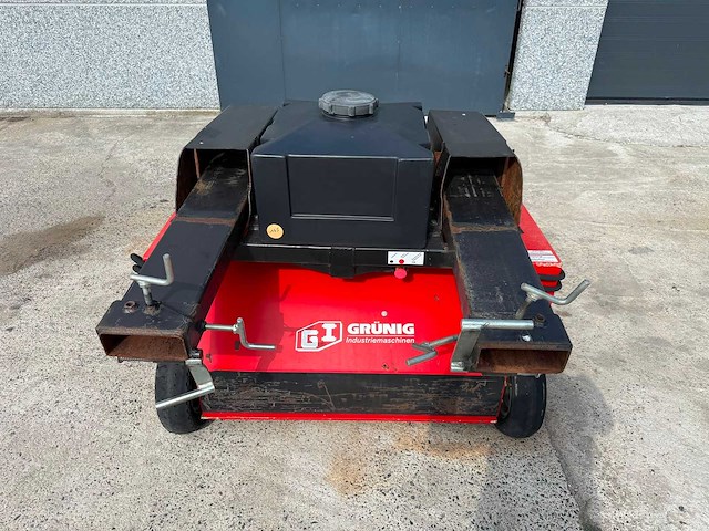 Grunig - 2021 - gse1500 - straatveegmachine - afbeelding 15 van  16