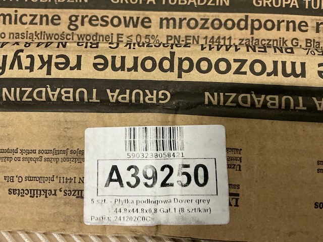 Grupa tubadzin keramische tegel 9,6m2 - afbeelding 2 van  5