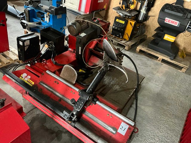 Gs boxer king 5600 truckbanden de-montage apparaat - afbeelding 2 van  6