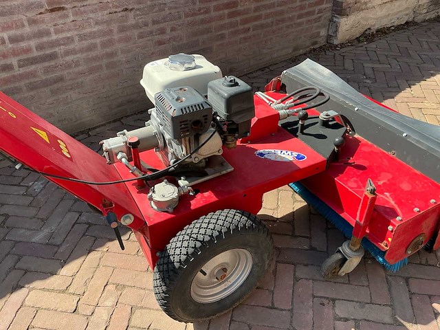 Gs engineering 1010 hb 1010hb zelfrijdende hydraulische veegmachine - afbeelding 1 van  8