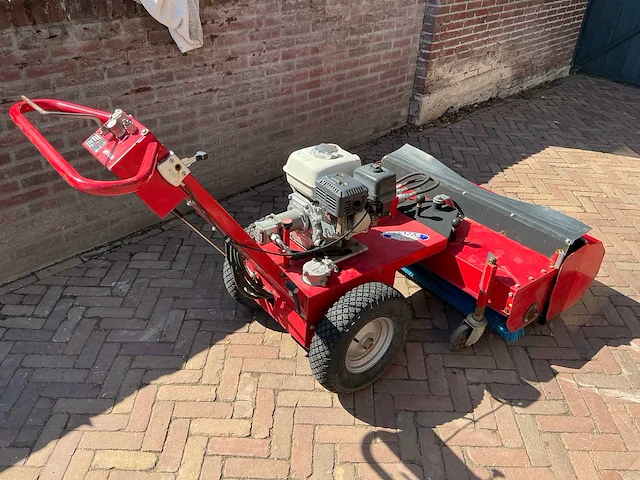 Gs engineering 1010 hb 1010hb zelfrijdende hydraulische veegmachine - afbeelding 1 van  17