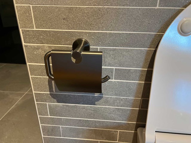 Gsi - wandcloset met toiletaccessoires - afbeelding 2 van  10