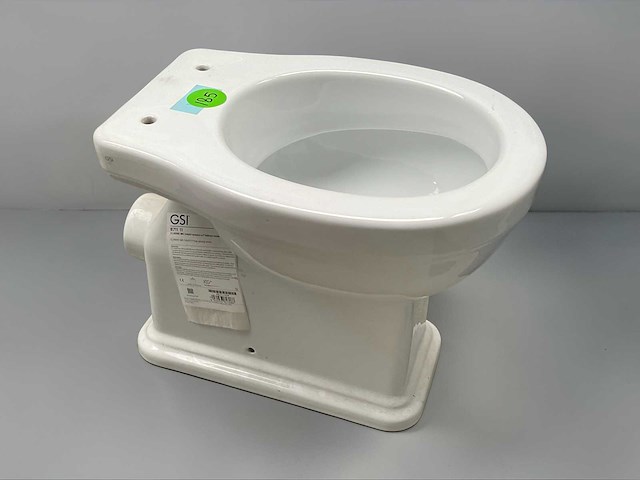 Gsi toilet achteruitlaat - afbeelding 1 van  3