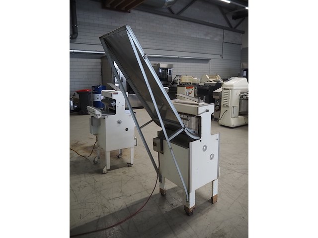 G.spronk - afbeelding 4 van  10