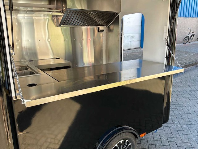 Gt compact pro 160 foodtrucks - afbeelding 27 van  28