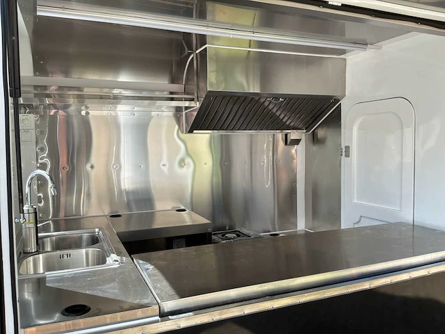 Gt compact pro 160 foodtrucks - afbeelding 6 van  29