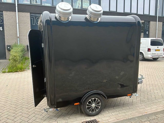 Gt compact pro 200 foodtrucks - afbeelding 21 van  26