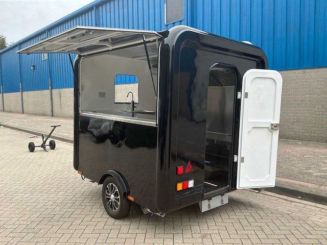 Gt compact pro 200 foodtrucks - afbeelding 23 van  26