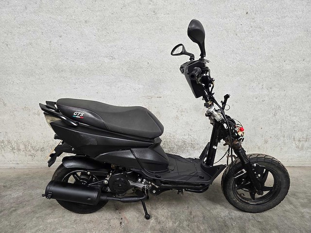 Gts - bromscooter - sirocco - 4t 45km uitvoering frt07h - afbeelding 3 van  10