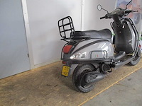 Gts - bromscooter - toscana pure - scooter - afbeelding 7 van  9