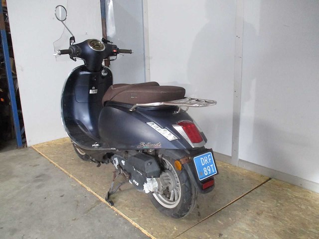 Gts - snorscooter - bellavista 50 - scooter - afbeelding 2 van  11