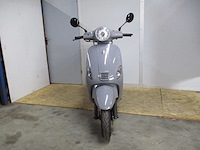 Gts toscana pure - bromscooter - 4 t - scooter - afbeelding 5 van  11
