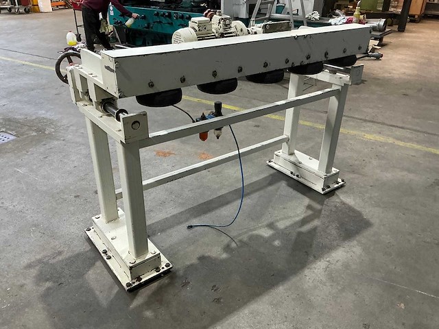 Gubisch - 1996 - ga 170 - vierzijdige profileer- en schaafmachine - afbeelding 11 van  21