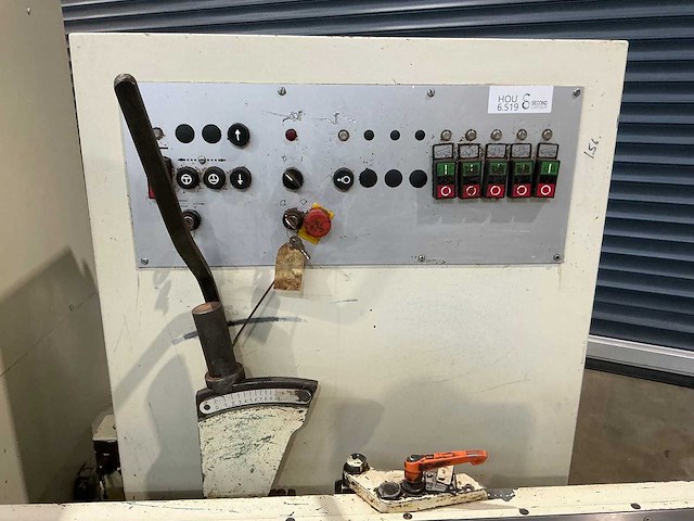 Gubisch - 1996 - ga 170 - vierzijdige profileer- en schaafmachine - afbeelding 18 van  21