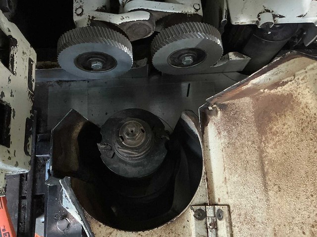 Gubisch - 1996 - ga 170 - vierzijdige profileer- en schaafmachine - afbeelding 3 van  21