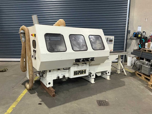 Gubisch - 1996 - ga 170 - vierzijdige profileer- en schaafmachine - afbeelding 1 van  21