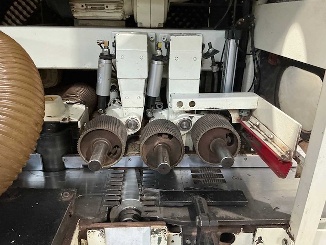 Gubisch - 1996 - ga 170 - vierzijdige profileer- en schaafmachine - afbeelding 20 van  21